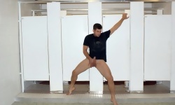 Amateur Guys Flashing Their Cocks