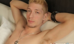 Gabriel Clark Fucks a Double Cumshot Out of Leo