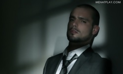 L’Homme dans L’Ombre