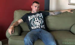 Wayne Sucks Masculine Vic