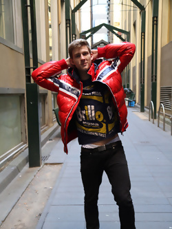Hung Aussie Olly Daniels