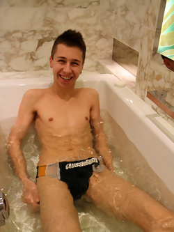 Jakub Novek Wet