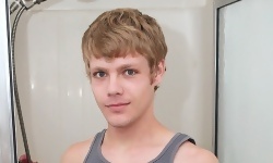 Anthony Evans' Bathroom Wank