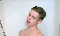 Anthony Evans' Bathroom Wank