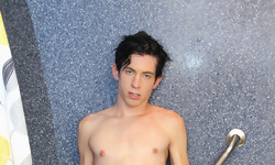 Daniel Ross Shower Jack
