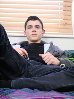 Aaron Aurora Stroking