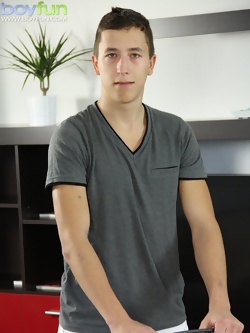 Tom Angel