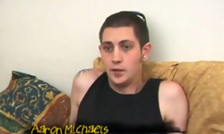 Aaron Mi Dildo Jacking