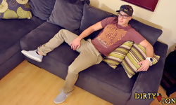 Matthew Kelly Gets Dirty