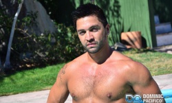 Outdoor Cock Stroking With Dominic