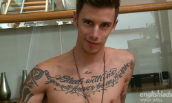 Damian Olsen Gets Nekkid