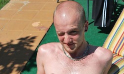 Kieron Knight’s Poolside Wank