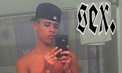 Hung Mirror Meat 10