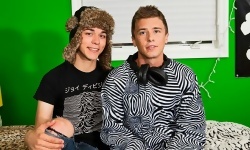 Matthew Keading and Ashton Rush in Dubsex