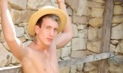 Farmhands Fight To Fit It In