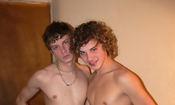Young Lovers Like It Hot And Easy