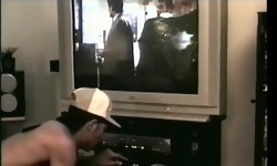 Pluggin' Enrique, Coincidental Nut.