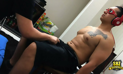 19yr old Horny Str8