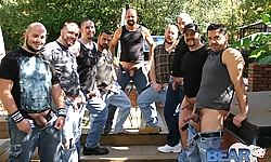 Trace Leches Gangbang
