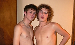 Young Lovers Like It Hot And Easy