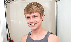 Anthony Evans Bathroom Wank