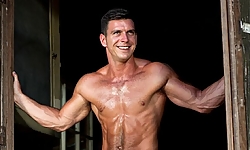 Paddy O'Brian in Wet Strokes