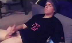 Cute Skater Pounds His Piss Pump