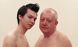 Daddy Dines On Boy Pussy