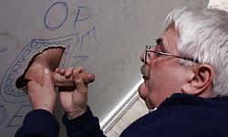 Silverdaddy Working Gloryhole Cock